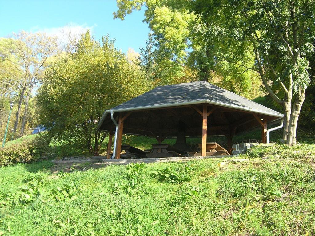 Penzion Kozel - Herlikovice Krkonose Врхлабі Екстер'єр фото